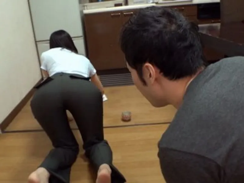 Mẹ cô vợ khiêu gợi và cchuối rể dâm