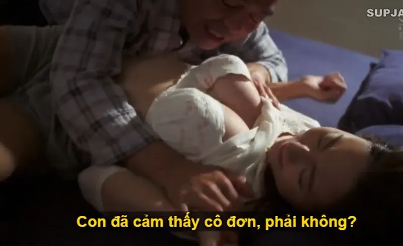Nhìn con trai mải miết lao vào công việc khiến người yêu con trai cô quạnh, bố chồng liều lĩnh đè ra địt con dâu.